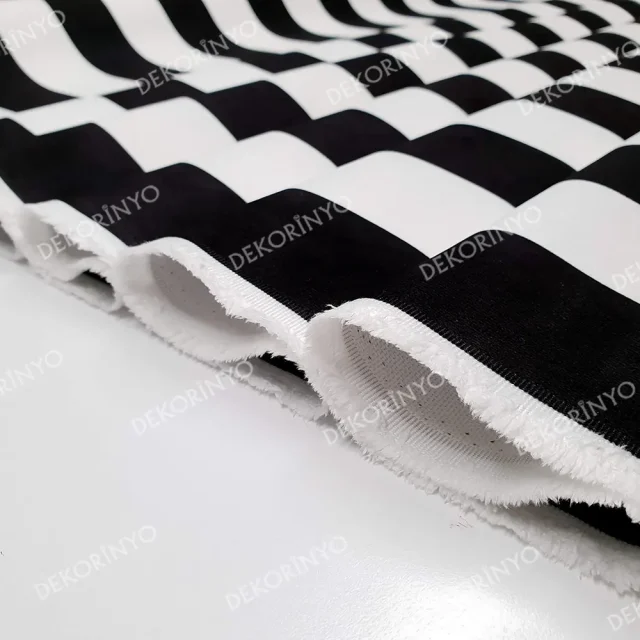 Siyah Çizgili Kumaş