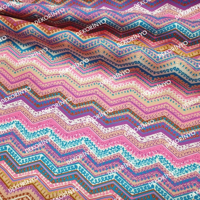 Etnik Renkli Zigzag Kumaş