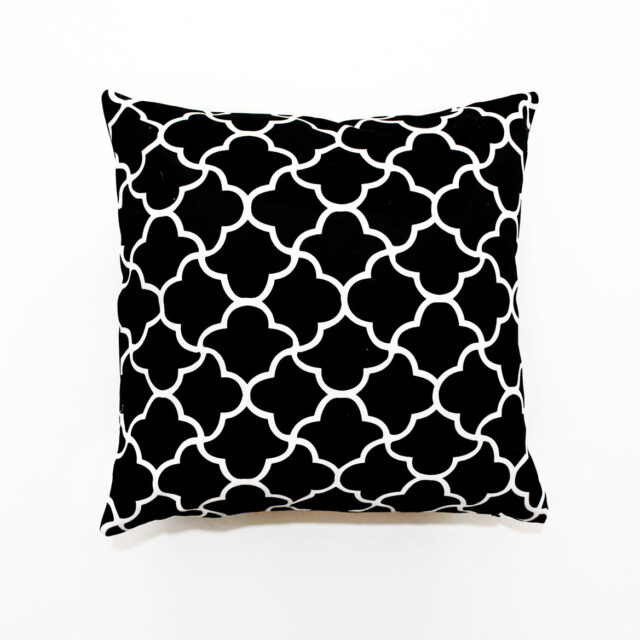 Siyah Zeminli Moroccan Kırlent