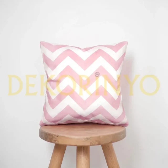 Pembe Zigzag Kırlent