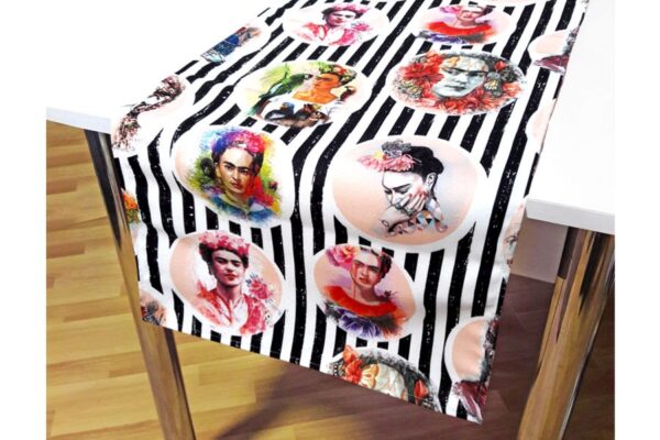 Çizgili Frida Kahlo Desenli Runner