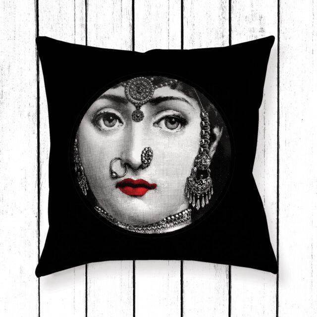 Siyah Hızmalı Fornasetti Yastık