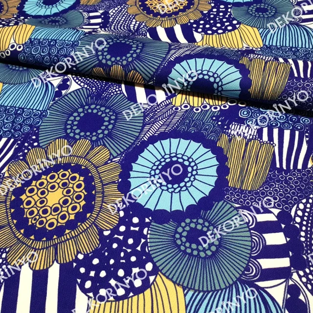 Lacivert Afrika Çiçekleri Desenli Kumaş