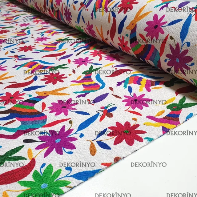 Meksika Bozkırları Desenli Döşemelik Kumaş