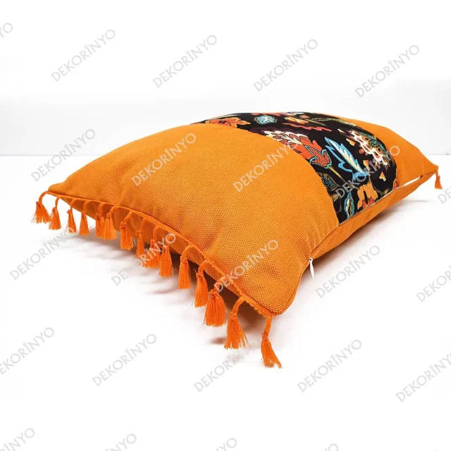 Nakış Efektli Çiçek Desenli Dikdörtgen Kırlent