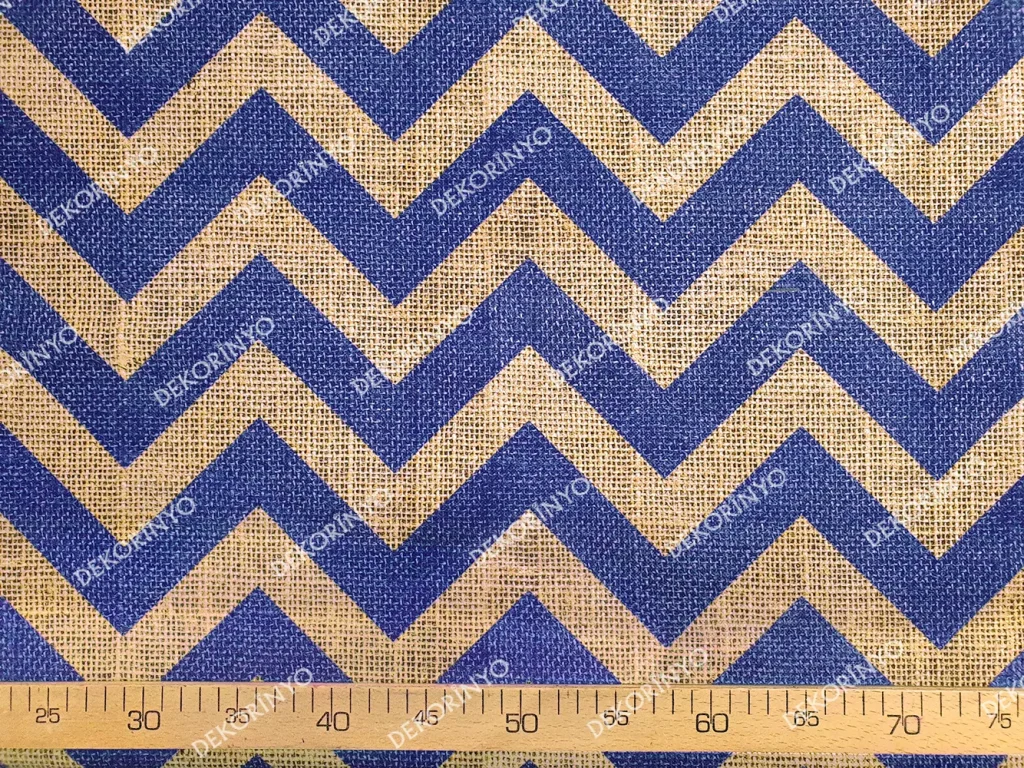 Çuval Zeminli Lacivert Zigzag Döşemelik Kumaş