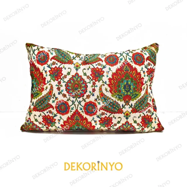 Çiçekli Etnik Desenli Kırlent