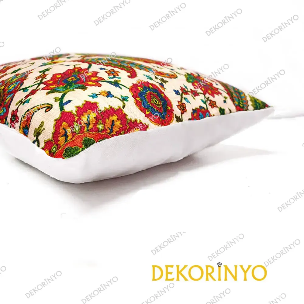 Çiçekli Etnik Desenli Kırlent