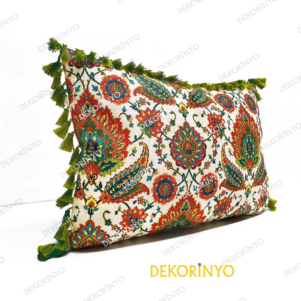 Çiçekli Etnik Desenli Kırlent