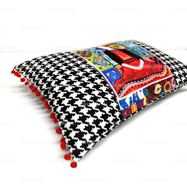 Frida ve Kaz Ayağı Desenli Dikdörtgen Yastık