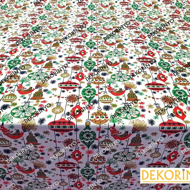 Yılbaşı Süsleri ve Kuşlar Desenli Kumaş