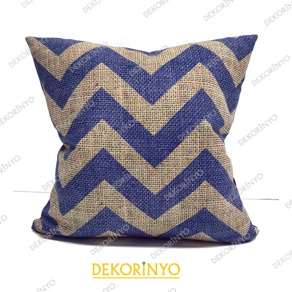 Çuval Zeminli Lacivert Zigzag Desenli Kırlent