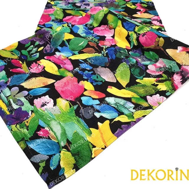 Siyah Sulu Boya Yaprak Desenli Runner