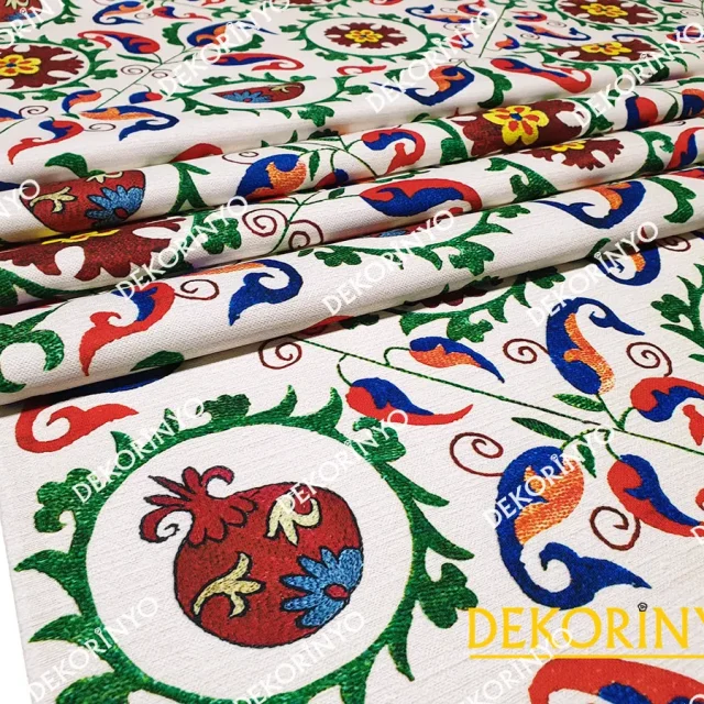 Özbek Çiçek Desenli Döşemelik Kumaş