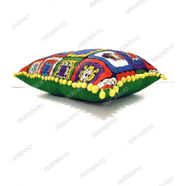 Örgü Efektli Frida Kahlo Desenli Kırlent