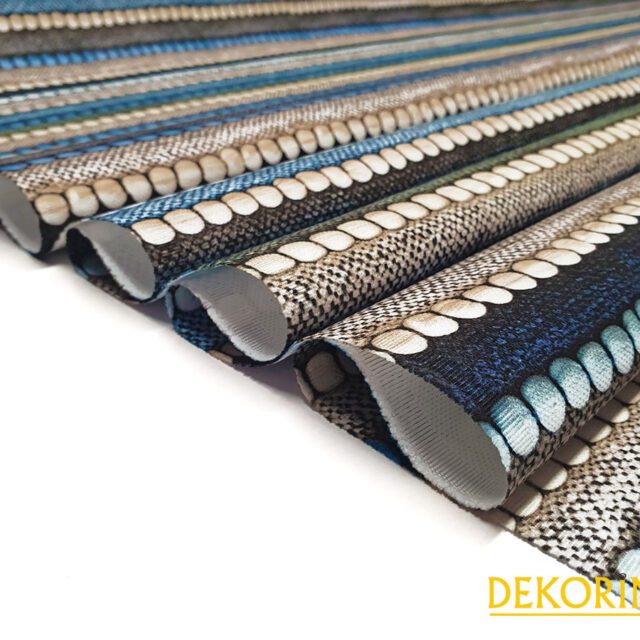 Ponponlu Kilim Desenli Döşemelik Kumaş