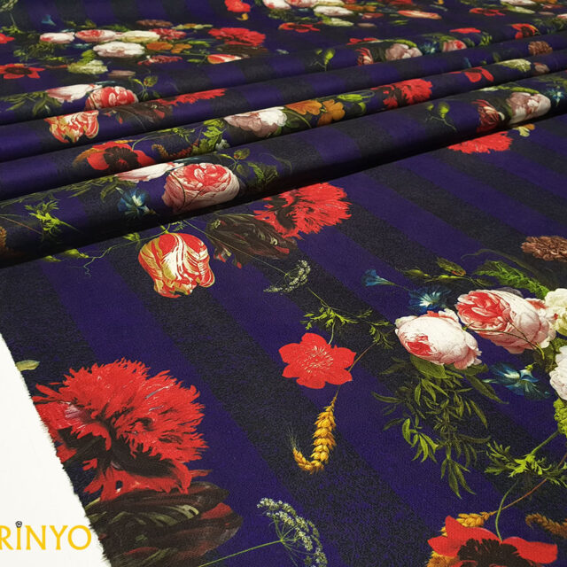 Aranjman Çiçekler Desenli Döşemelik Kumaş