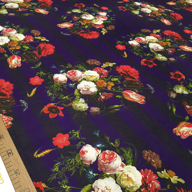 Aranjman Çiçekler Desenli Döşemelik Kumaş