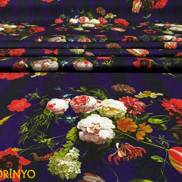 Aranjman Çiçekler Desenli Döşemelik Kumaş