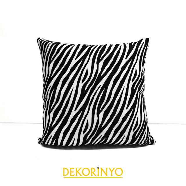 Zebra Desenli Kırlent