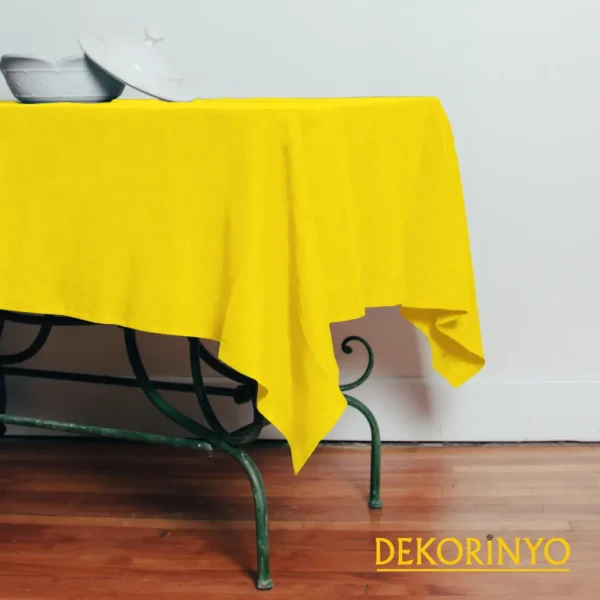 Sarı Renkli Masa Örtüsü