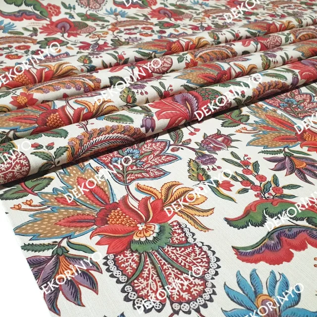 Retro Çiçek Motifli Döşemelik Kumaş