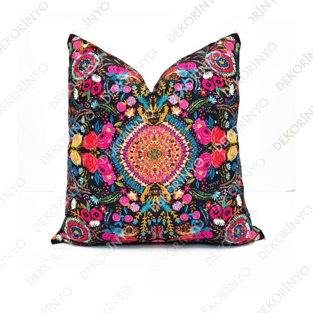 Afgan Motifleri Temalı Kare Kırlent