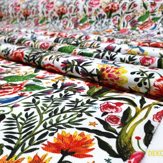 Rengarenk Karanfil Bahçesi Desenli Döşemelik Kumaş