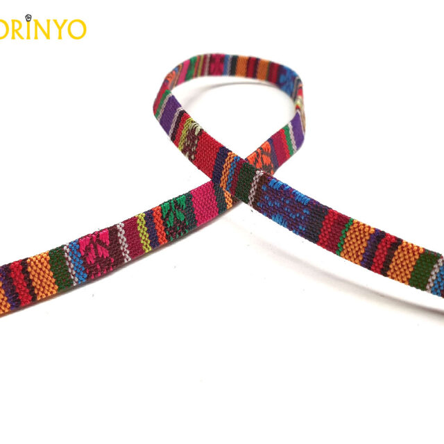 Çok Renkli Çizgili Bileklik İpi