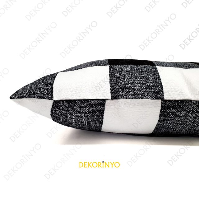 Büyük Siyah Pötikare Desenli Dikdörtgen Kırlent