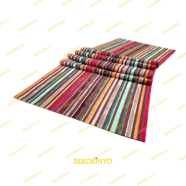 Kadife Görünümlü Renkli Çizgili Runner