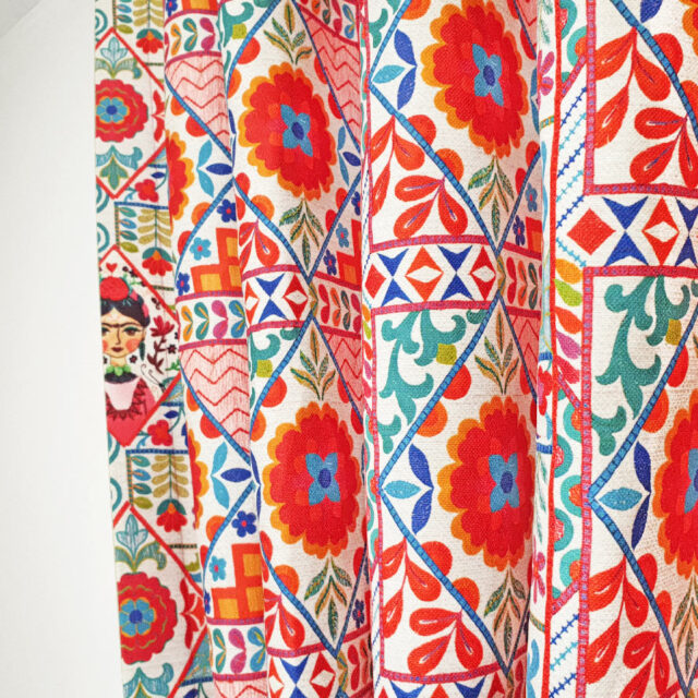 İğne Oyası Görünümlü Frida Desenli Perde