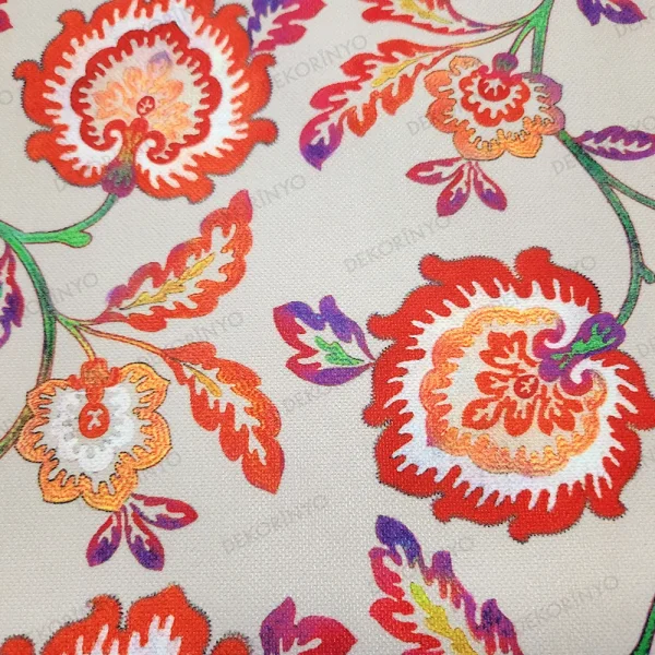 Aplike Görünümlü Sevgi Çiçeği Desenli Kumaş
