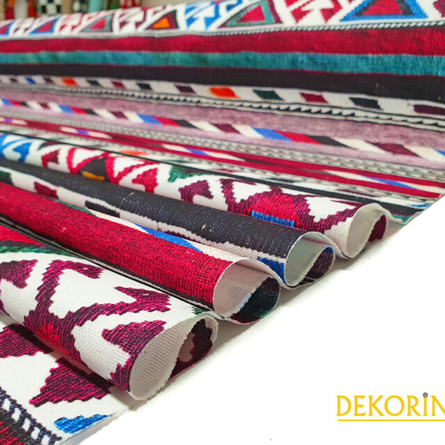 Dokuma Efektli Kilim Motifli Döşemelik Kumaş