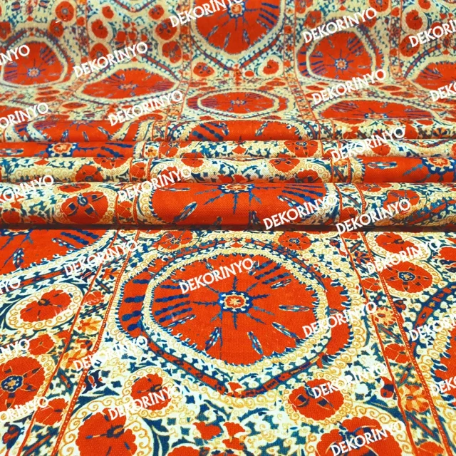 Özbek Madalyon Desenli Döşemelik Kumaş