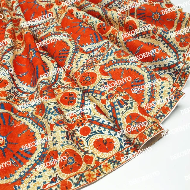 Özbek Madalyon Desenli Döşemelik Kumaş