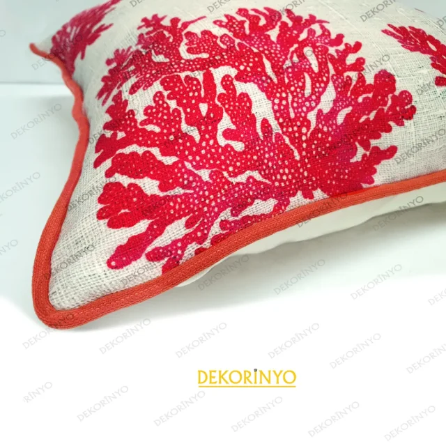 Nar Çiçeği Mercan Desenli Biyeli Kırlent