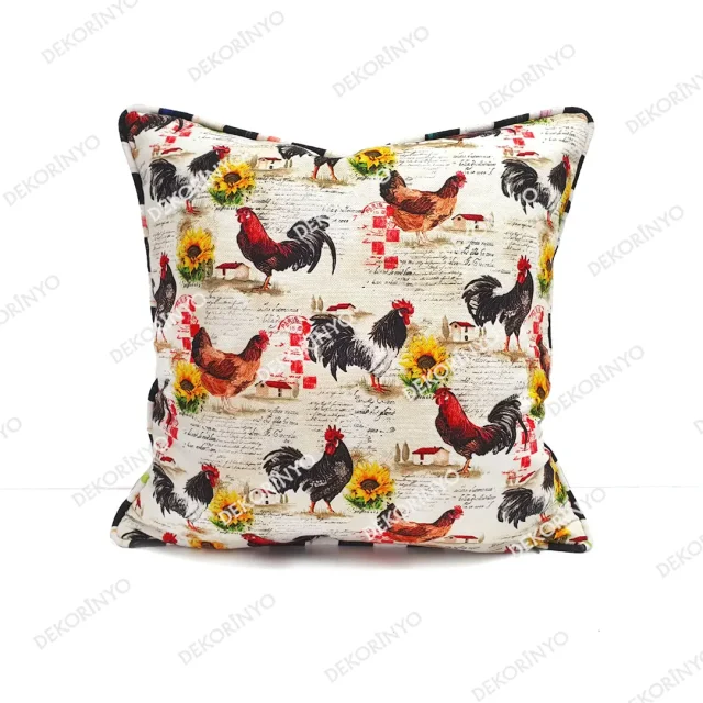 Tavuklar ve Horozlar Desenli Kırlent