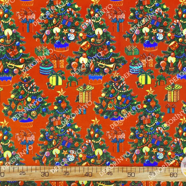 Süslü Çam Ağaçları Desenli Kumaş