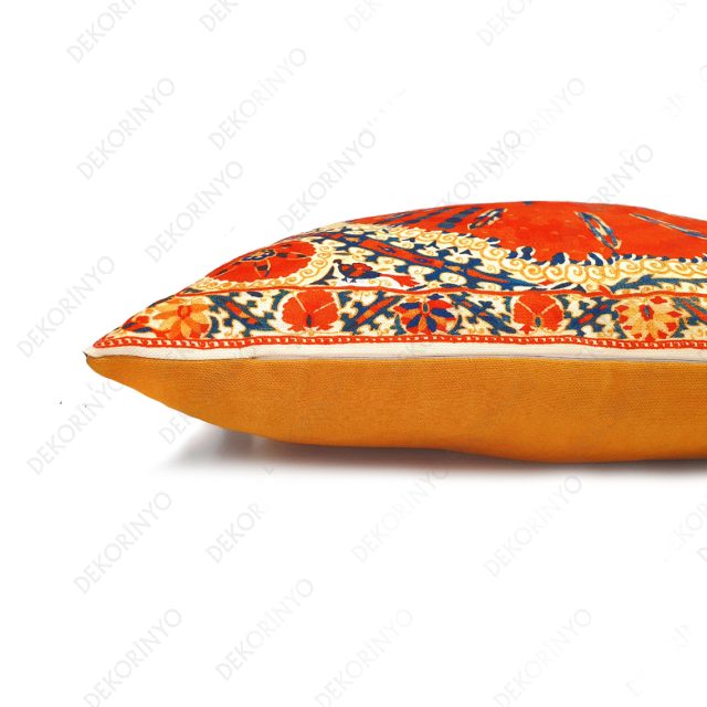 Özbek Madalyon Desenli Dikdörtgen Kırlent