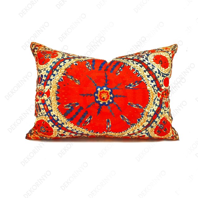 Özbek Madalyon Desenli Dikdörtgen Kırlent