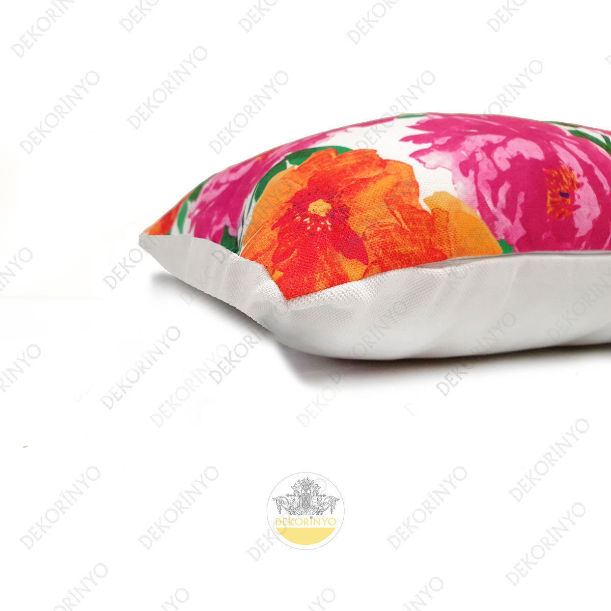 Fuşya Turuncu Güller Dikdörtgen Desenli Kırlent