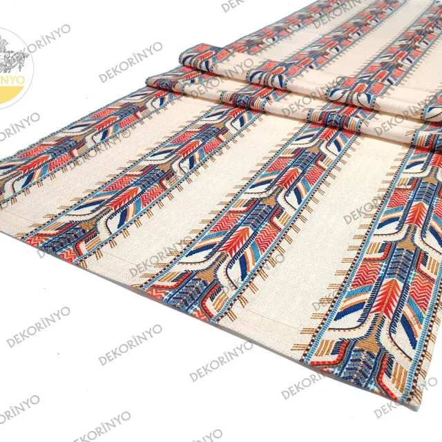 Marin Aztek Motifli Dekoratif Runner