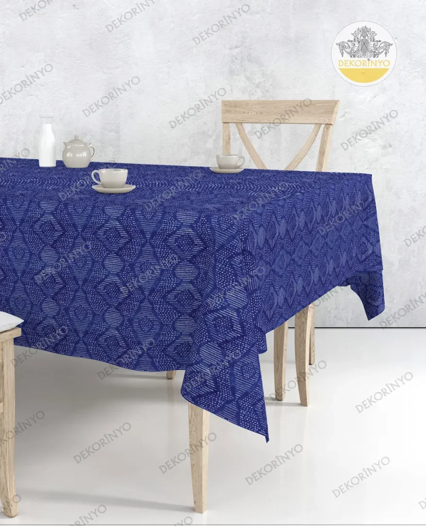 Lacivert Tribal Aztek Motifli Masa Örtüsü