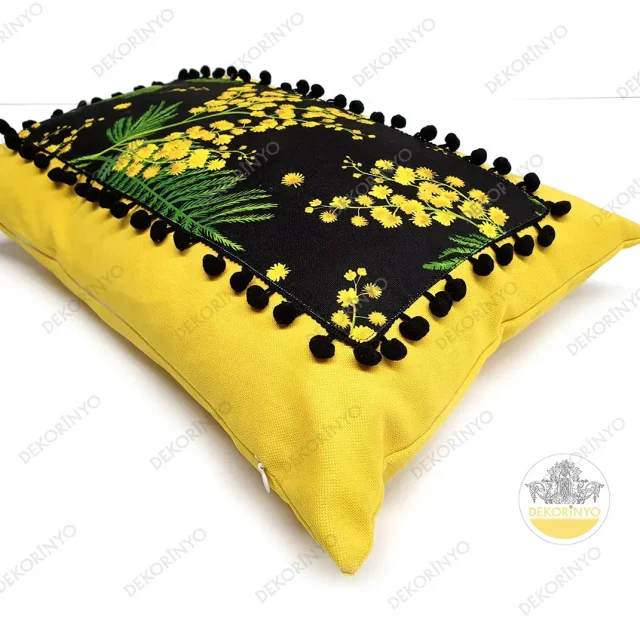 Mimoza Desenli Ortası Ponponlu Dikdörtgen Kırlent