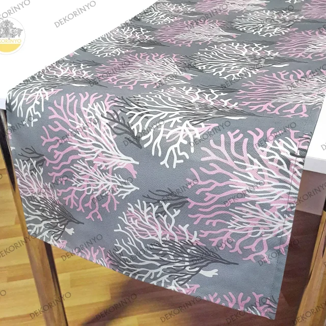 Gri Zeminli Mercan Desenli Dekoratif Runner