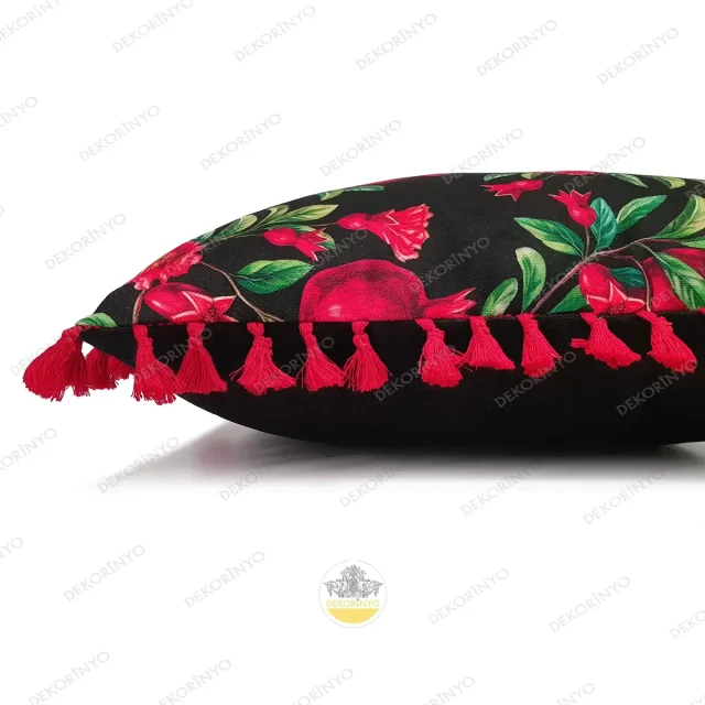 Siyah Zemin Nar Desenli Kırlent