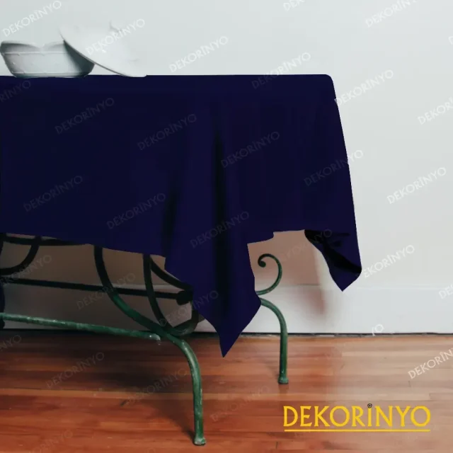Lacivert Renkli Düz Masa Örtüsü