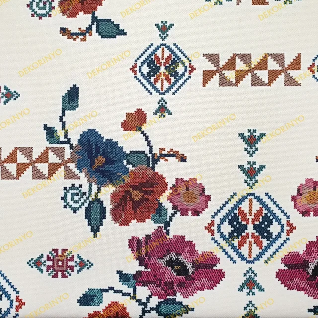 Etamin Çiçek Motifli Döşemelik Kumaş