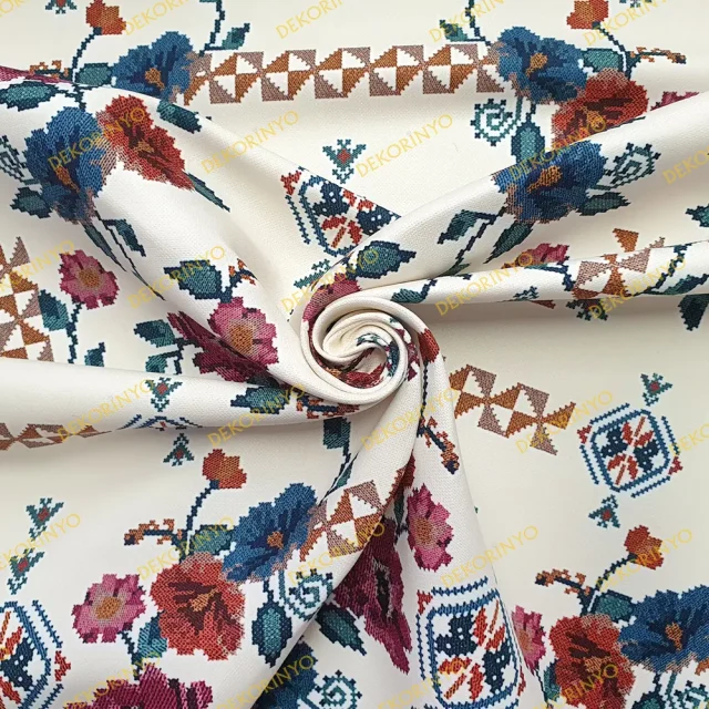 Etamin Çiçek Motifli Döşemelik Kumaş